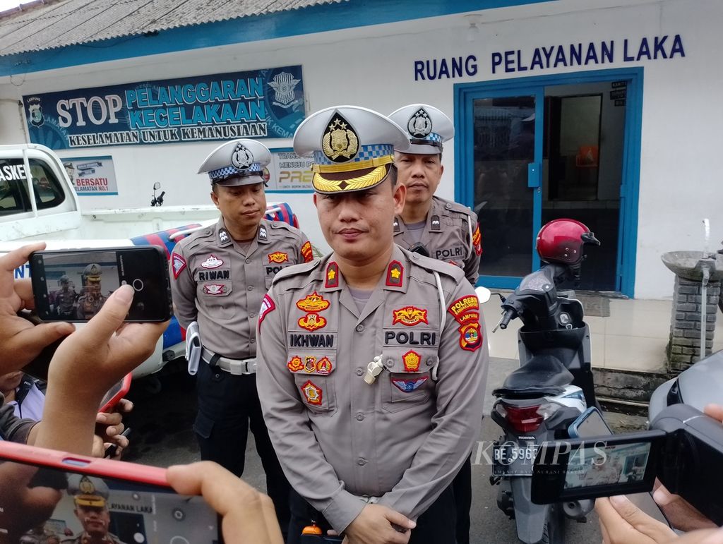Kepala Satuan Lalu Lintas Polresta Bandar Lampung Kompol Ikhwan Syukri saat memberikan keterangan di Bandar Lampung, pada Kamis (3/8/2023).