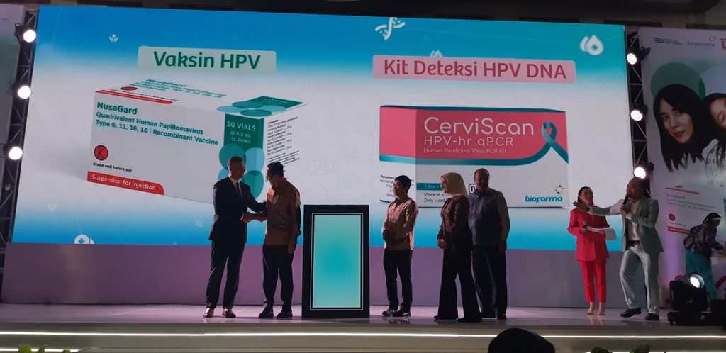 Acara peluncuran vaksin HPV NusaGard dilaksanakan di Jakarta, Rabu (2/8/2023). Dalam acara ini hadir Managing Director MSD Indonesia George Styliamou, Direktur Utama PT Bio Farma Shadiq Akasya, Wakil Menteri Kesehatan Dante Saksono Harbuwono, Kepala BPOM Penny K Lukito, dan Asisten Deputi Industri Kesehatan Kementerian BUMN Aditya Dhanwantara.