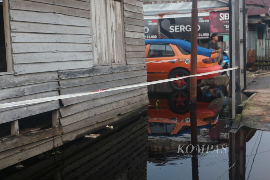Ratusan rumah terendam di kawasan Mendawai, Kota Palangkaraya, Kalimantan Tengah pada, Minggu (27/11/2022).