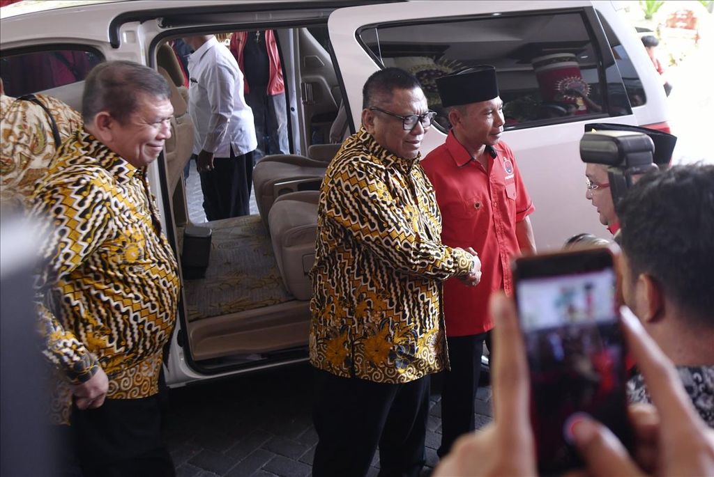 Ketua Umum Partai Hanura Oesman Sapta Odang menghadiri Pembukaan Kongres V PDI-P di Grand Inna Bali Beach Hotel, Bali, Kamis (8/8/2019).