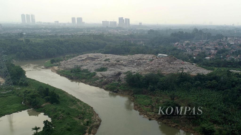 Kondisi tempat pemrosesan akhir (TPA) sampah Cipeucang, Serpong, Tangerang Selatan, Banten, Sabtu (25/5/2019). 