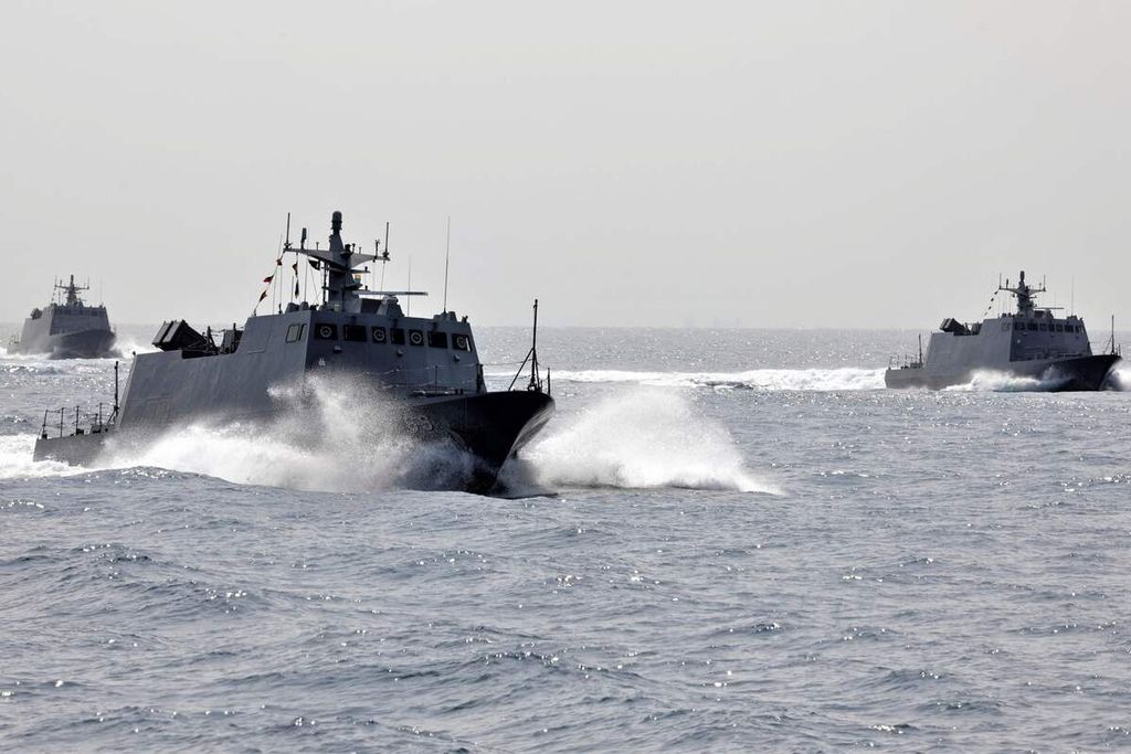 Foto dari Kementerian Pertahanan Nasional Taiwan yang dirilis 10 April 2023 memperlihatkan kapal perang Taiwan sedang melakukan patroli laut menyusul reaksi China yang menggelar latihan perang di sekitar wilayah Taiwan.