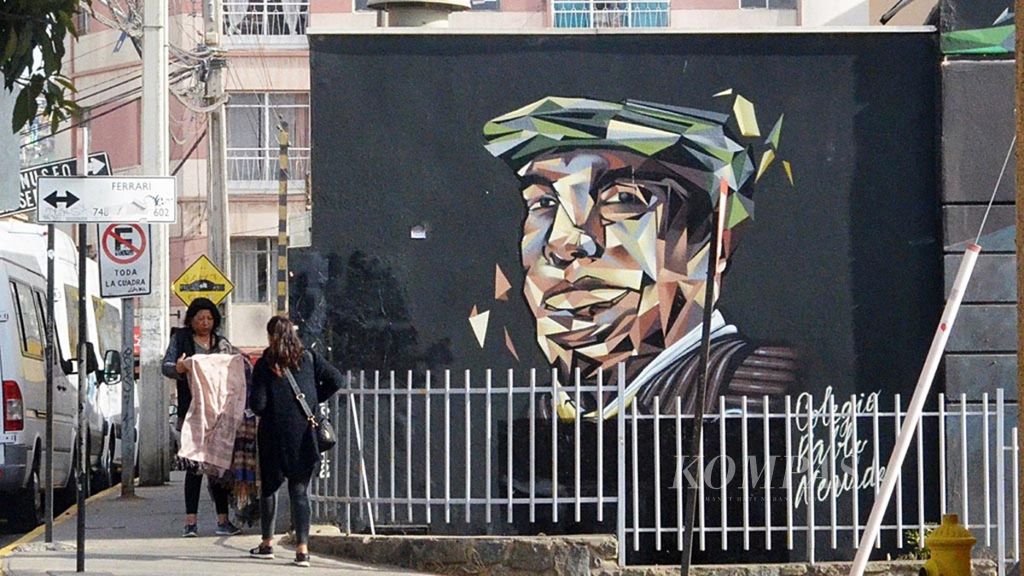 The Pablo Neruda mural in the area leading to the Pablo Neruda Museum La Sebastiana, Valparaiso, Chile. Pablo Neruda is a Chilean poet and writer who was awarded the Nobel Prize in Literature in 1971.