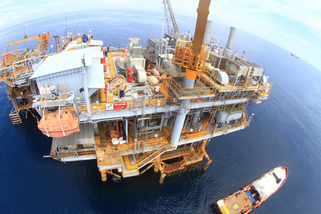 One of the offshore oil drilling platforms operated by PT Pertamina EP, a subsidiary of PT Pertamina (Persero).