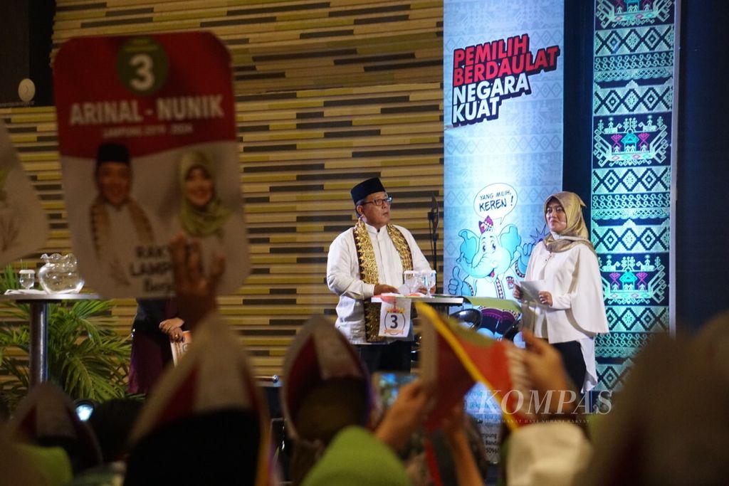 Pasangan calon nomor urut 3, Arinal Djunaidi-Chusnunia, saat mengikuti acara debat kandidat yang digelar KPU Provinsi Lampung beberapa waktu lalu.