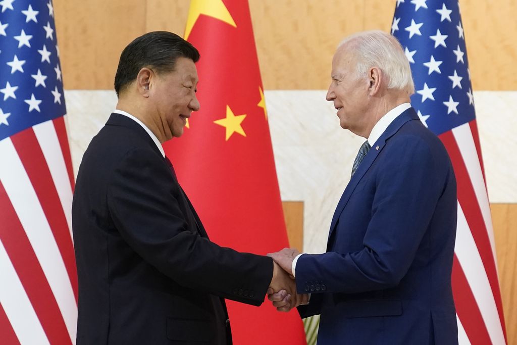 Presiden China Xi Jinping dan Presiden Amerika Serikat Joe Biden bertemu di Bali pada November 2022. Pada Rabu (15/11/2023), mereka kembali bertemu di San Francisco, AS. 