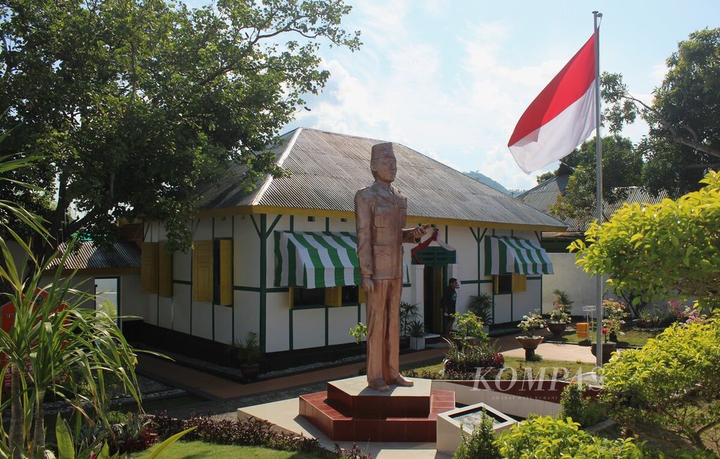 Suasana rumah pengasingan Bung Karno di Kabupaten Ende, Nusa Tenggara Timur, Senin (20/6/2022). Pemerintah kolonial Belanda mengasingkan Soekarno ke Ende pada 1934-1938.