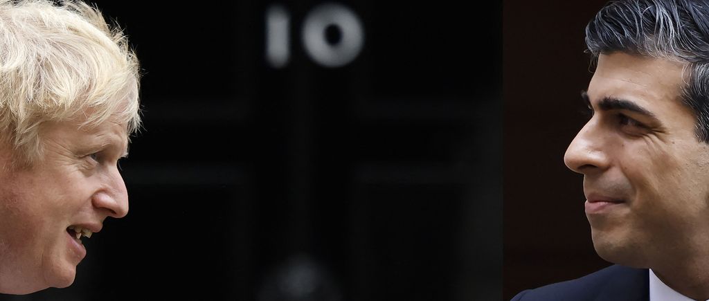 Kombinasi foto yang dibuat di London, Inggris, pada 21 Oktober 2022 menunjukkan mantan Perdana Menteri Inggris Boris Johnson (kiri) tiba kembali di Downing Street Nomor 10 dan mantan Menteri Keuangan Rishi Sunak saat meninggalkan Downing Street Nomor 11. 