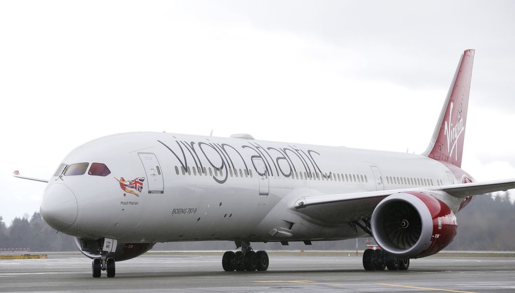 Pesawat penumpang Virgin Atlantic Boeing 787-9 tiba setelah penerbangan dari London ke Seattle pada 27 Maret 2017 di Bandara Internasional Seattle-Tacoma di Seattle, Amerika Serikat. 