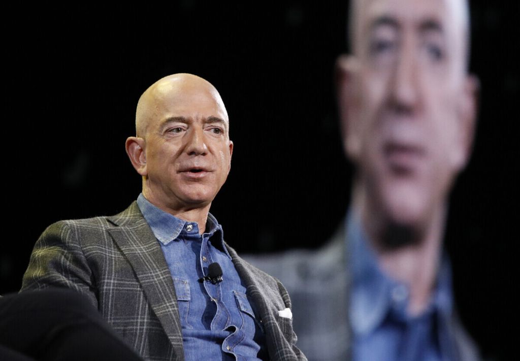 Pendiri dan pemimpin Amazon, Jeff Bezos, dalam acara di Las Vegas, Amerika Serikat, pada Juni 2019. 