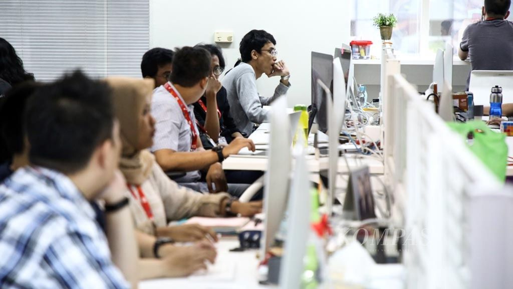 Suasana kerja di kantor perusahaan pembayaran elektronik Doku di Jakarta, Selasa (22/10/2019). Ekosistem ekonomi digital Indonesia semakin matang seiring pesatnya pertumbuhan industri digital Tanah Air.