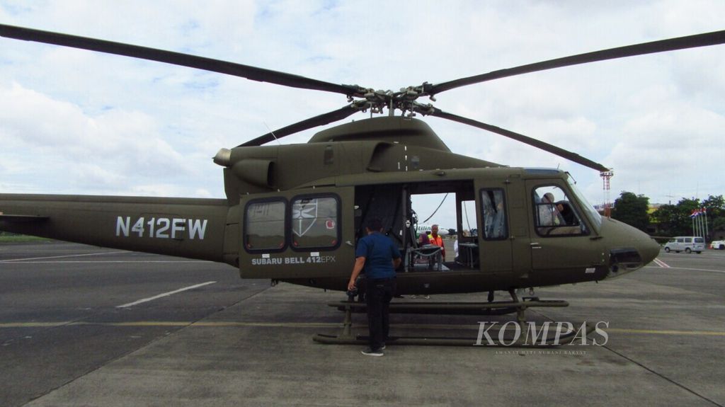 The Bell 412 EPX helicopter is the latest generation of the Bell 412 helicopter family developed by Bell in collaboration with Subaru from Japan. The helicopter was tested in a flight test at Halim Perdanakusuma Air Force Base, Jakarta on Monday (9/3/2020).