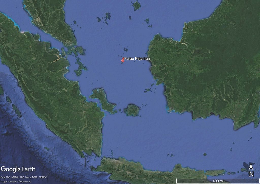 Lokasi Pulau Pejantan di Kecamatan Kepulauan Tambelan, Kabupaten Bintan, Kepulauan Riau.