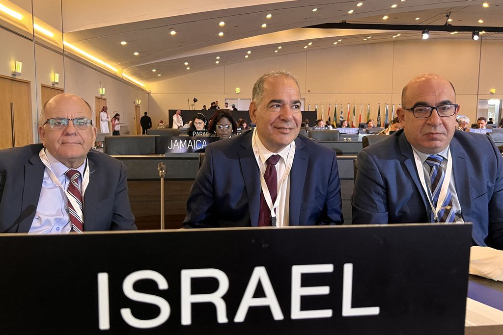 Delegasi Israel mengikuti rapat Komite Warisan Dunia pada 11 September 2023 di Riyadh, Arab Saudi. Rombongan itu menjadi delegasi resmi pertama Israel yang lawatannya ke Arab Saudi diumumkan.