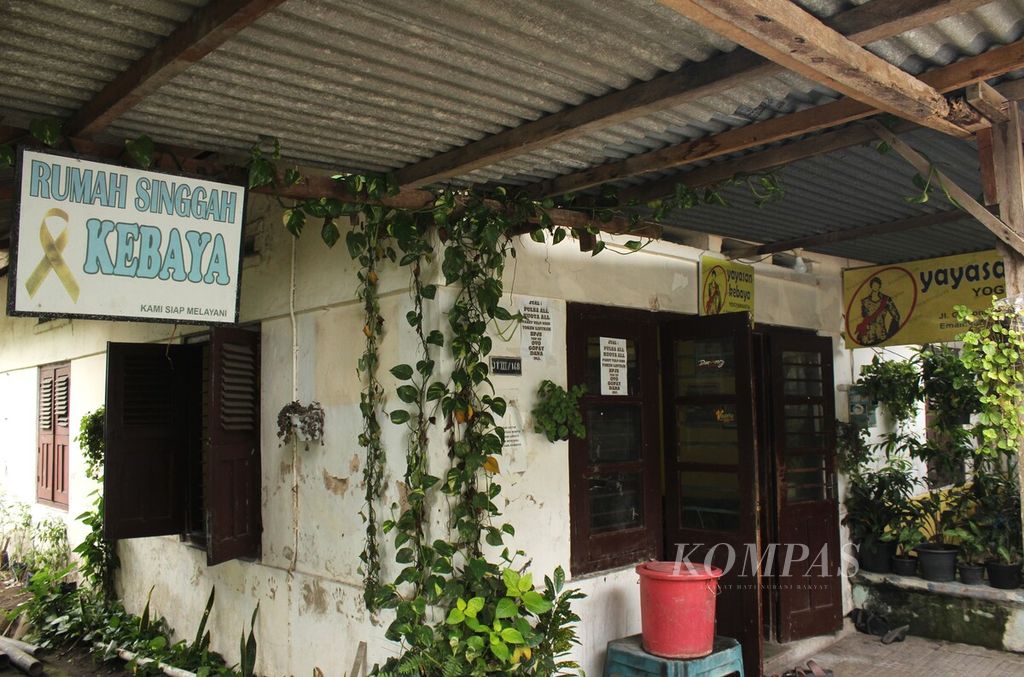 The atmosphere of the Kebaya Shelter House (Yogyakarta Transgender Family), DI Yogyakarta, Thursday (21/7/2022).