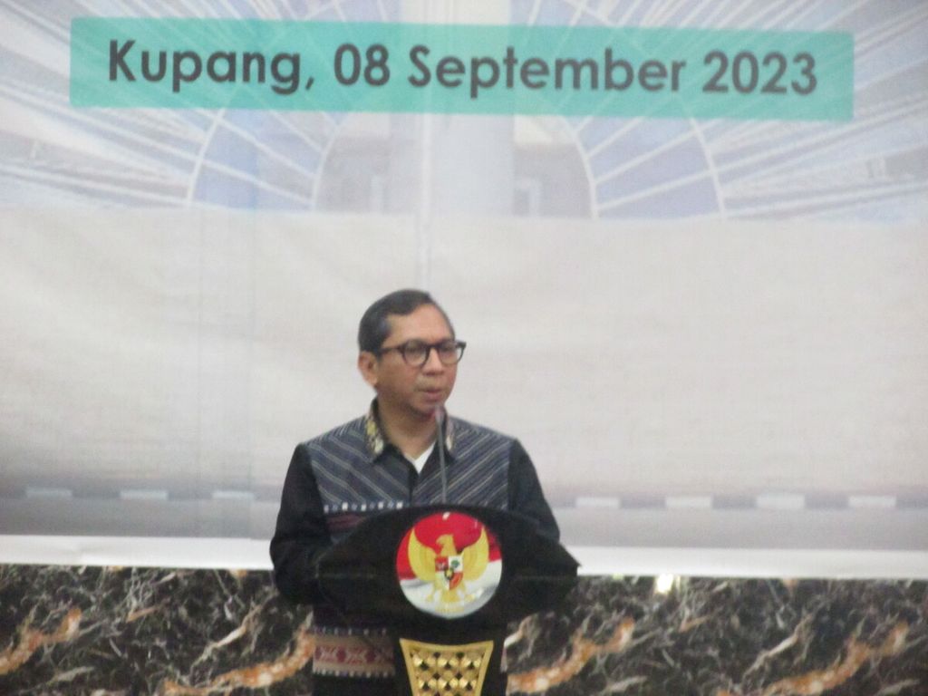 Pj Gubernur NTT (2023-2024) Ayodhia Kalake saat memberi sambutan pada acara pisah sambut di Kupang, Jumat (8/9/2023).