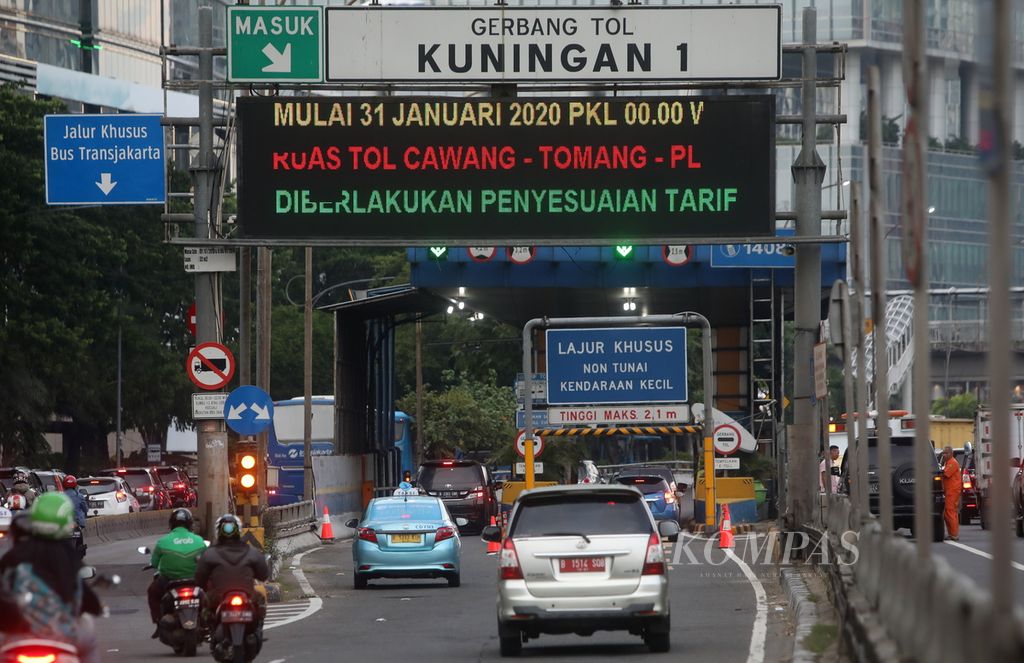 Pintu Tol Kuningan I, Jakarta Selatan, Rabu (29/1/2020). 
