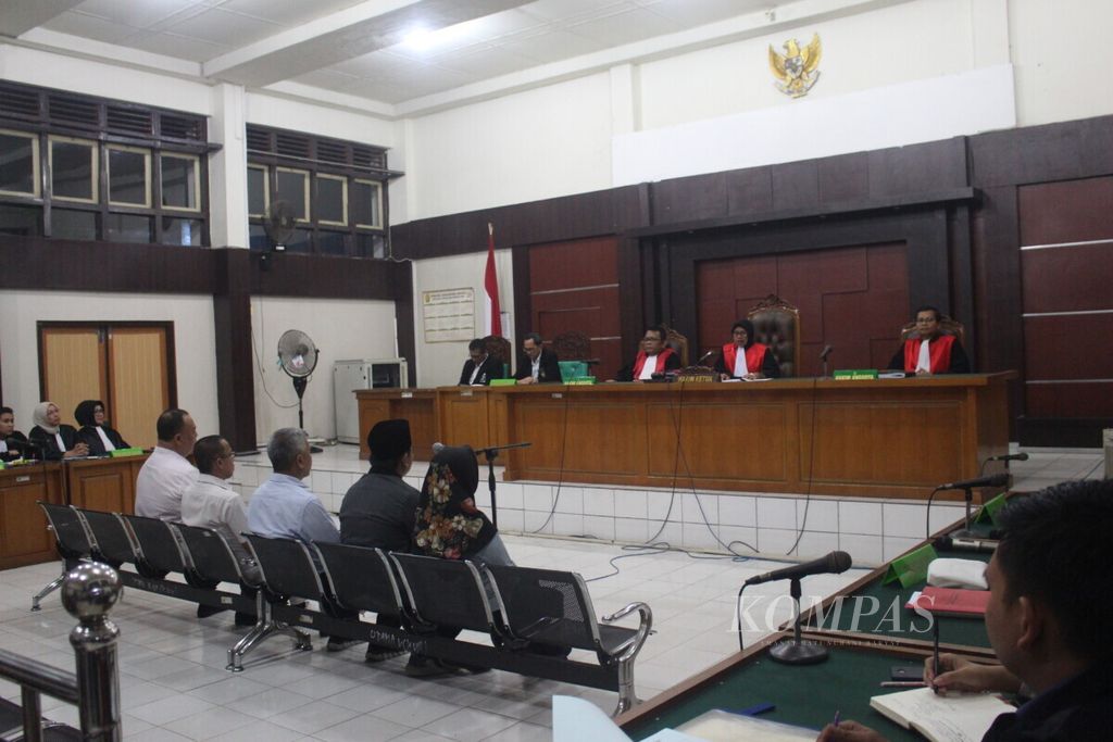 Sidang perkara pelanggaran pemilu di Pengadilan Negeri Palembang, Sumatera Selatan, Jumat (5/7/2019). 