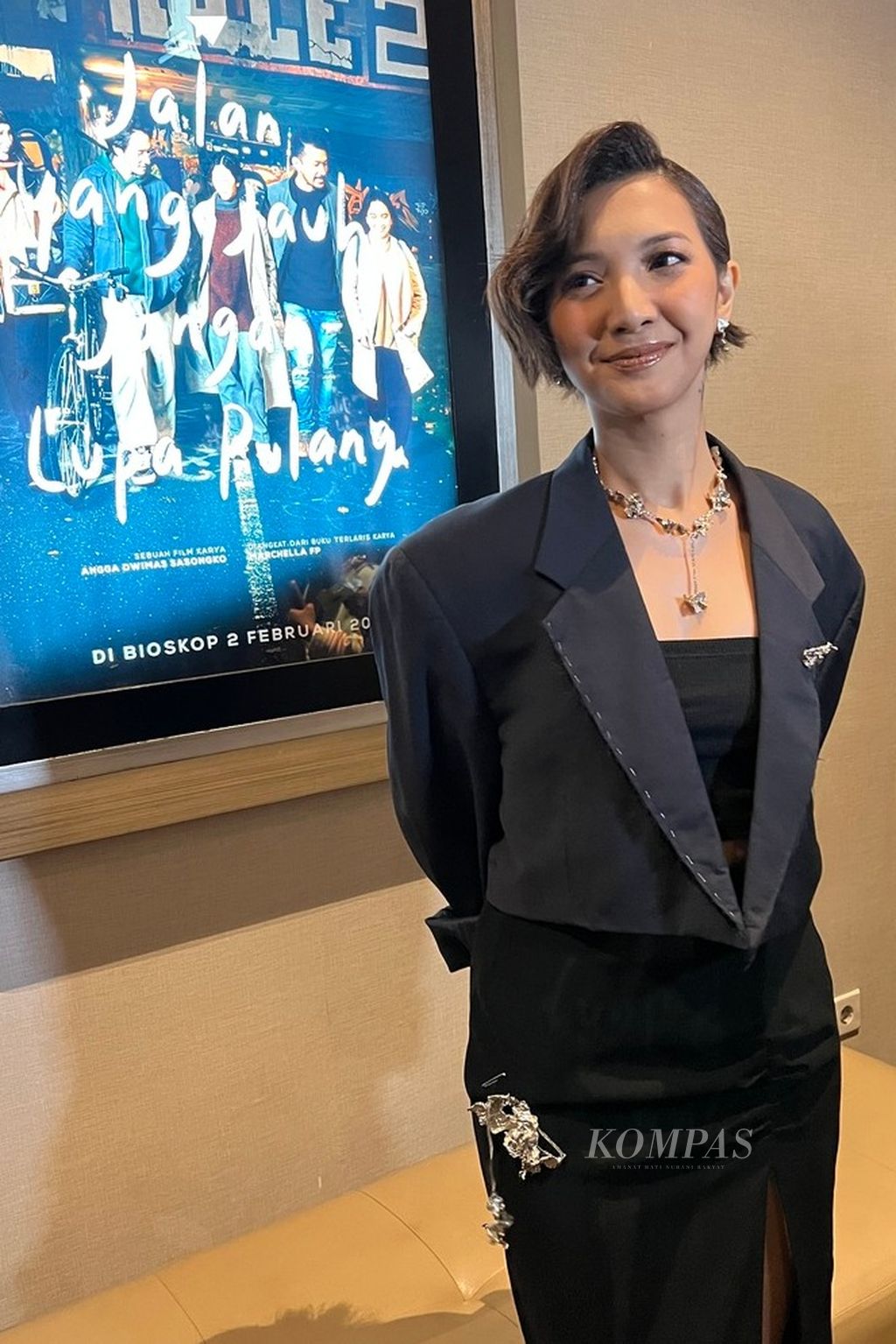 Sheila Dara Aisha ketika pemutaran perdana film <i>Jalan yang Jauh Jangan Lupa Pulang</i> di Epicentrum XXI, Jakarta, Kamis (26/1/2023).