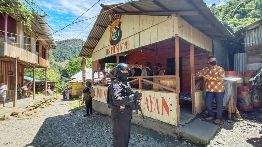 Pos polisi di Kampung Ndeotadi, Kabupaten Paniai, Papua.