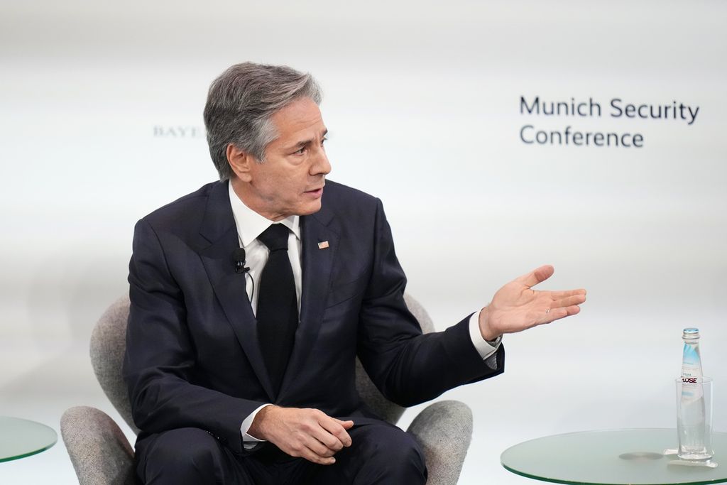 Menteri Luar Negeri Amerika Serikat Antony Blinken hadir di panel diskusi di Konferensi Keamanan Munich di Muenchen, Jerman, 18 Februari 2023. 
