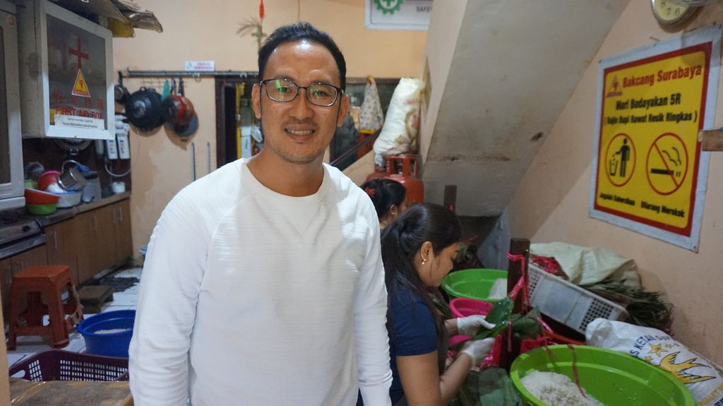 Welly Muljono, pemilik usaha Bakcang Surabaya "Asli" Cap Jempol