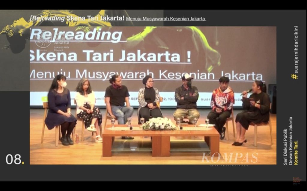 Diskusi publik berjudul ”(Re)reading Skena Tari Jakarta!” oleh Komite Tari Dewan Kesenian Jakarta (DKJ) berlangsung pada Selasa (20/9/2022) malam di Jakarta. Diskusi juga ditayangkan secara daring di kanal Youtube DKJ.
