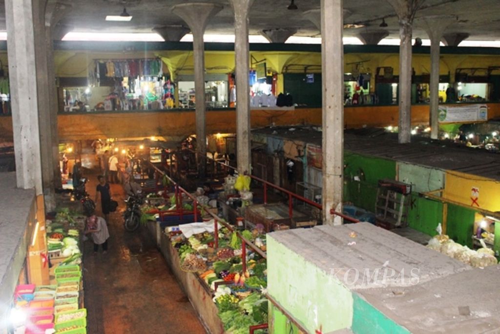 Kondisi Pasar Cinde di Palembang, Jumat (10/3/2017). Pedagang di Pasar ini akan dipindahkan karena pasar akan dibongkar.