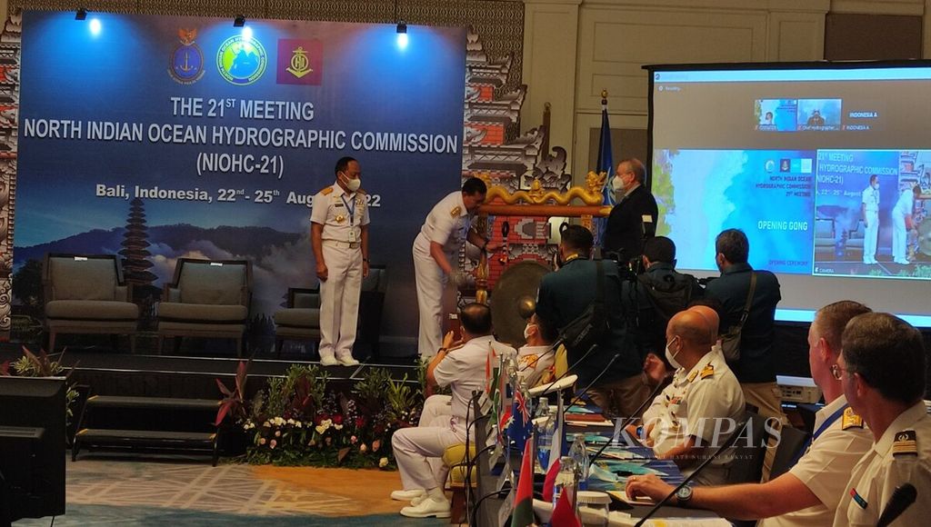 Pusat Hidro-Oseanografi Angkatan Laut (Pushidrosal) menjadi tuan rumah pertemuan ke-21 Komisi Hidrografi Samudra Hindia Utara (North Indian Ocean Hydrographic Commission/NIOHC) di Nusa Dua, Kuta Selatan, Kabupaten Badung, Bali, Selasa (23/8/2022). 