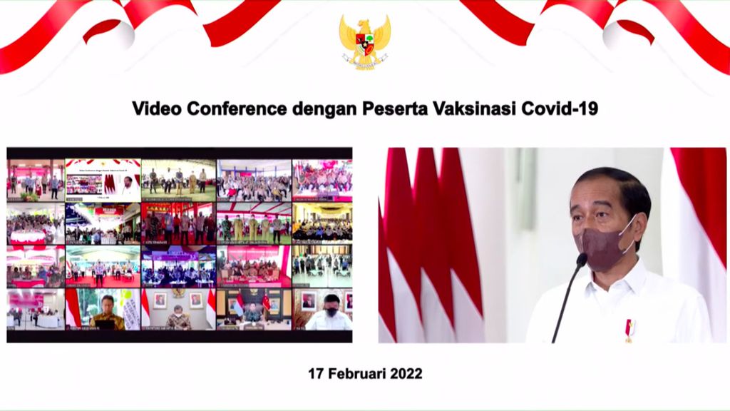Presiden Joko Widodo dalam acara program vaksinasi Covid-19 serentak di lebih dari 5.000 titik, Kamis (17/2/2022).