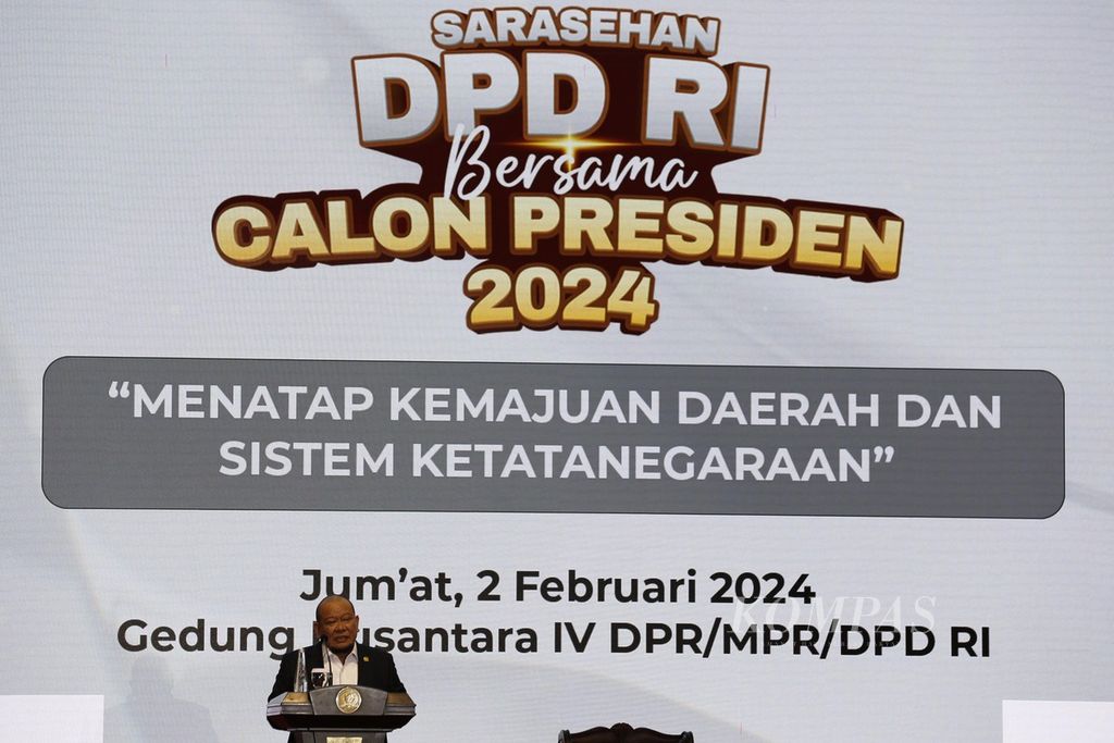Ketua Dewan Perwakilan Daerah RI Nyalla Mattalitti memberi sambutan dalam acara sarasehan yang diadakan oleh DPD di Gedung Nusantara IV, Kompleks Parlemen, Jakarta, Jumat (2/2/2024).