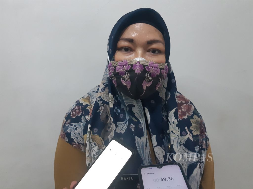 Kepala Dinkes Kota Cirebon Siti Maria Listiawaty saat diwawancarai, Senin (24/10/2022), di Cirebon.