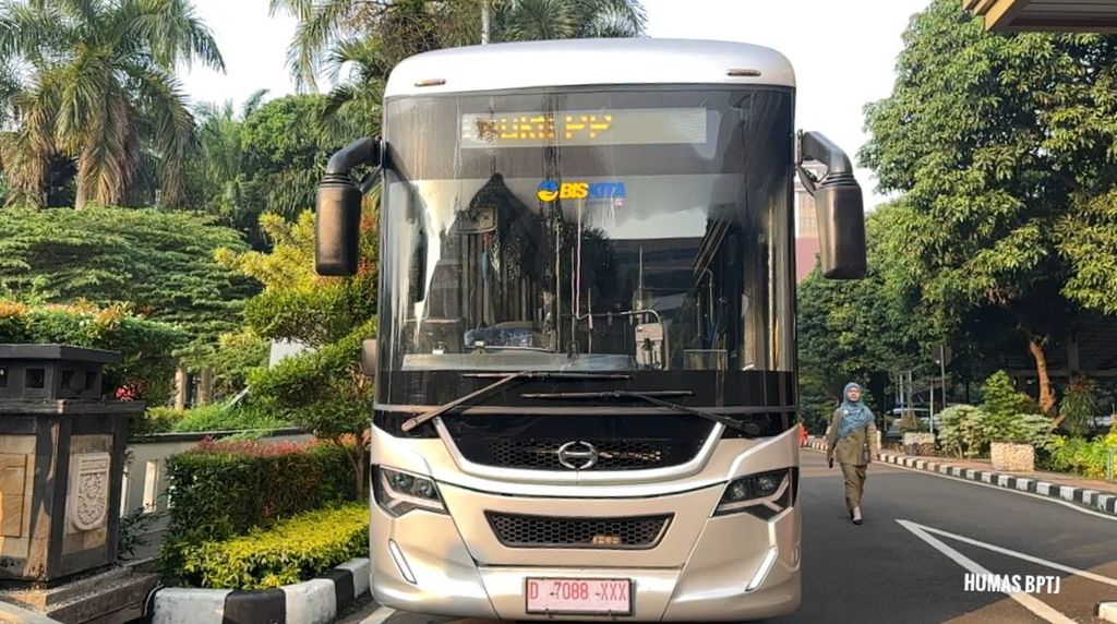 Satu bus BisKita Trans Depok akan beroperasi di Kota Depok dengan koridor Terminal Margonda-LRT Harjamukti. BisKita Trans Depok akan resmi beroperasi pada pertengahan Juli 2024.