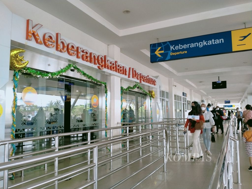 Situasi Bandara Radin Inten II Lampung Selatan jelang masa mudik Lebaran masih lengang, pada Selasa (19/4/2022)