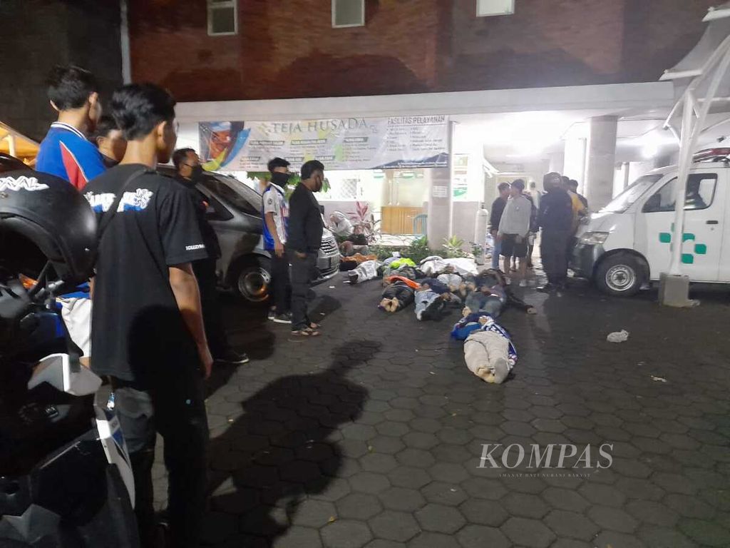 Suasana Rumah Sakit Teja Husada, Minggu (2/10/2022) dini hari. Para korban dirawat di rumah sakit itu akibat ricuh pada laga Arema FC vs Persebaya Surabaya malam sebelumnya. 