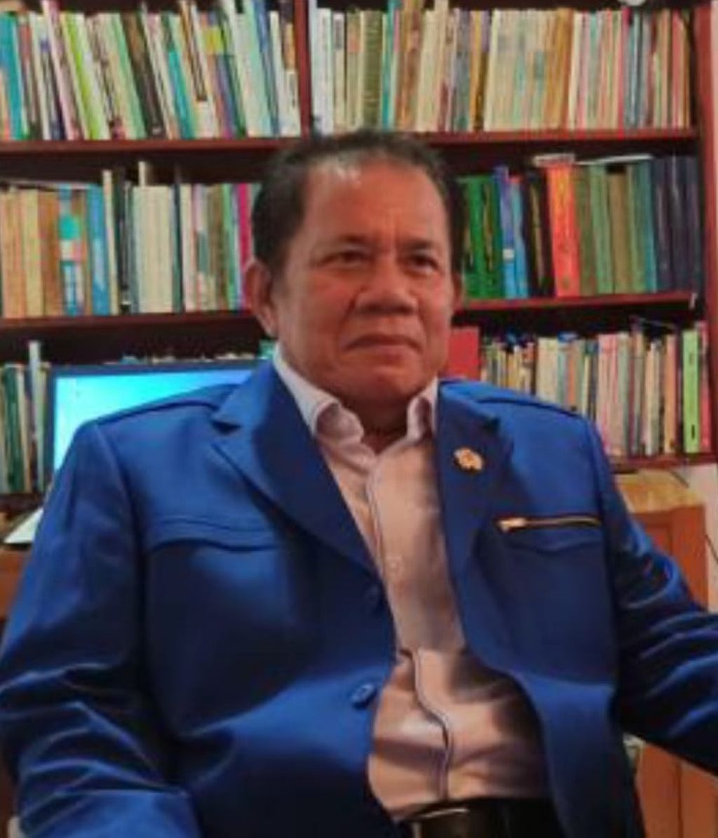 Advokat Viktor Nadapdap, Komisi Pengawas Peradi 