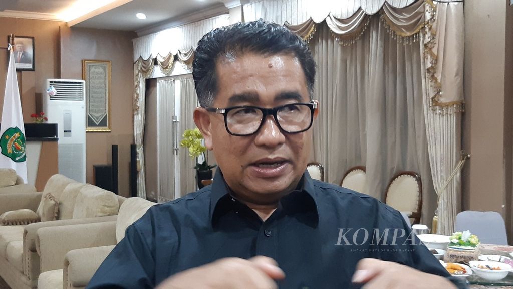 Penjabat Gubernur Kalimantan Timur Akmal Malik saat ditemui di rumah dinas Gubernur Kaltim di Samarinda, Kalimantan Timur, pada Selasa (17/10/2023) malam.