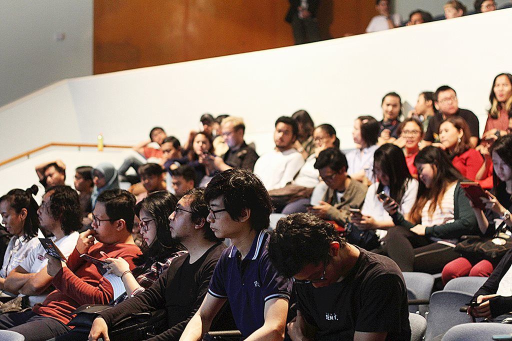 Sejumlah kaum muda menghadiri festival Film Musik Makan 2018 di Goethe-Institut, Jakarta Pusat, Sabtu (10/3) 