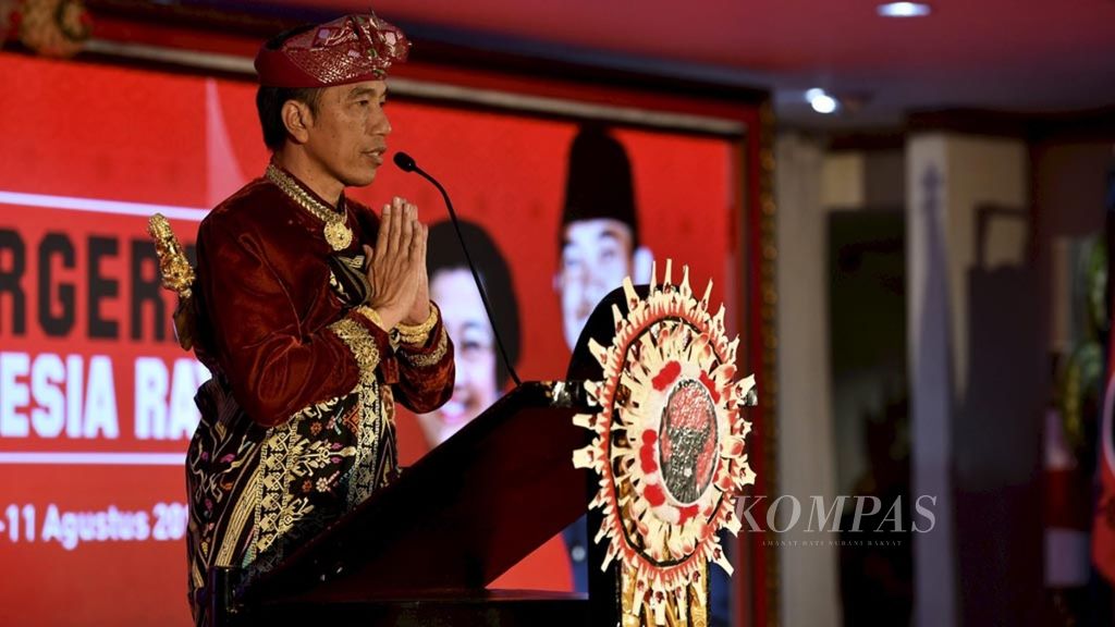Presiden Joko Widodo memberikan sambutan dalam pembukaan Kongres V PDI-P di Grand Inna Bali Beach Hotel, Bali, Kamis (8/8/2019).