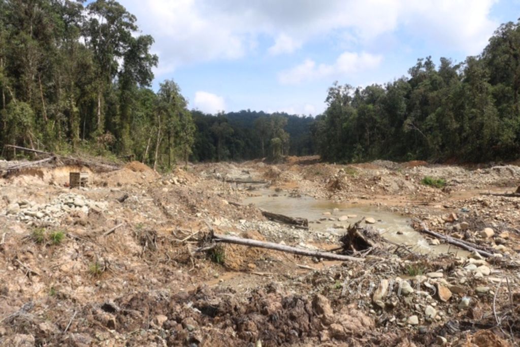 Ilustrasi-Kerusakan hutan di lokasi tambang liar emas Kecamatan Geumpang, Kabupaten Pidie, Aceh, 2017.