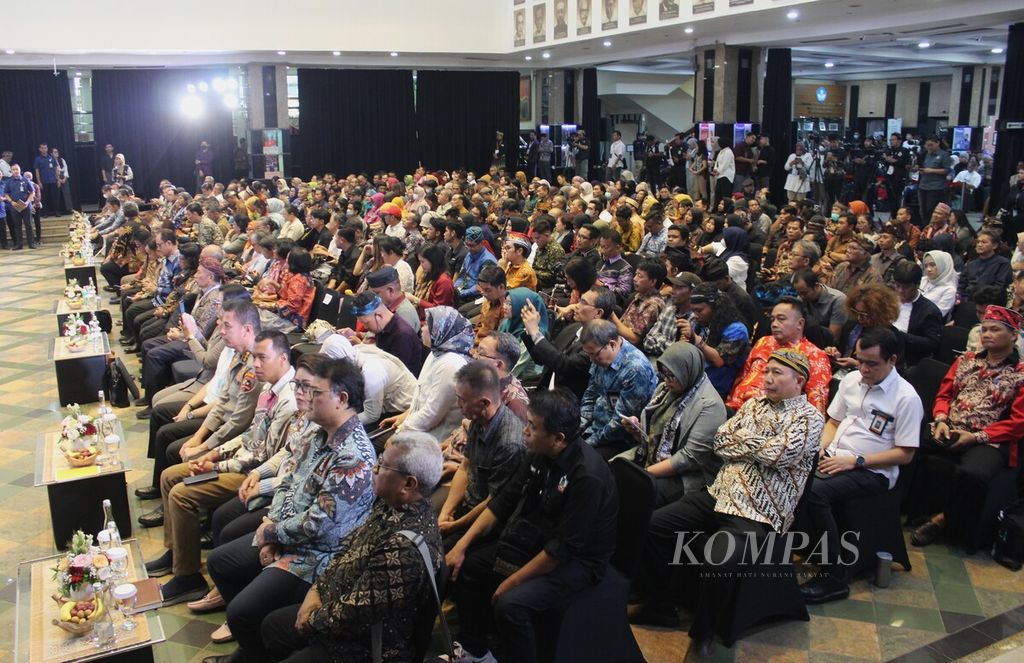 Suasana pembukaan Kongres Kebudayaan Indonesia (KKI) 2023 di Jakarta, Senin (23/10/2023). Kongres lima tahunan ini berlangsung pada 23-27 Oktober 2023 di Kompleks Kemendikbudristek.