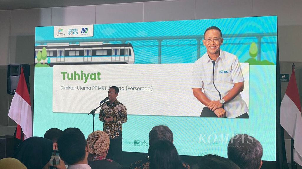 Direktur Utama MRT Jakarta Tuhiyat dalam acara Kampanye Green Economy and Green Environment di Stasiun MRT Bundaran HI, Jakarta Pusat, Selasa (12/9/2023).