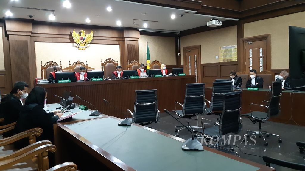 Sidang pembacaan putusan terhadap terdakwa Teddy Tjokrosaputro, Rabu (3/8/2022), di Pengadilan Tipikor Jakarta.
