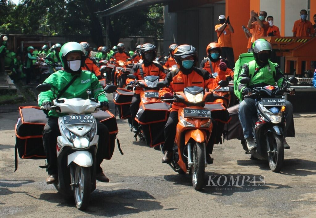 Ojek <i>online</i>