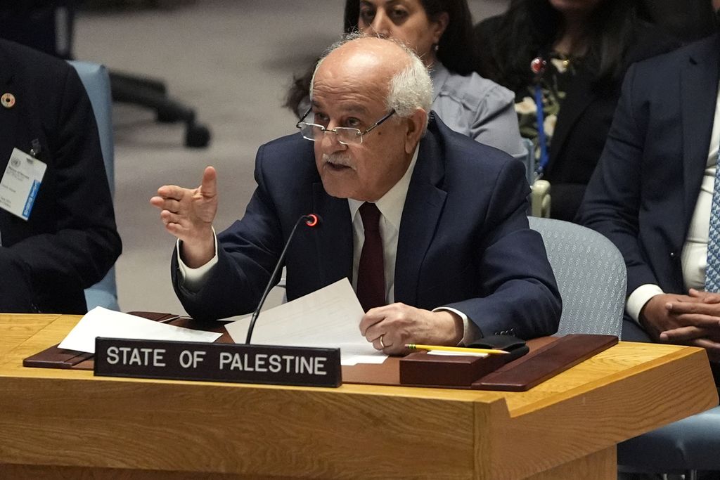 Wakil Tetap Palestina untuk Perserikatan Bangsa-Bangsa Riyad Mansour dalam Rapat Dewan Keamanan PBB, 19 September 2024, di New York, Amerika Serikat.