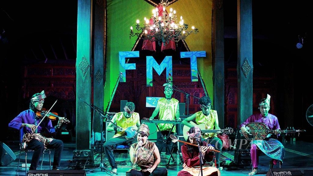 Melayesia Art tampil di ajang Musik Tradisi Baru dalam rangka Festival Musik Tembi 2017 di Tembi Rumah Budaya, Tembi, Bantul, DI Yogyakarta, yang berlangsung pada 18-20 Mei. 