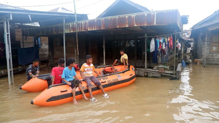 Operasi Modifikasi Cuaca Dilakukan untuk Kurangi Curah Hujan di Kalsel