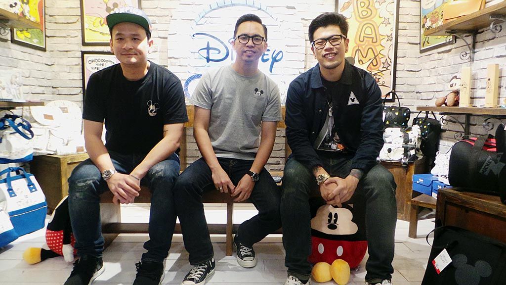 Tiga sekawan  Osky Carnelius, Randhi Pratama, dan Audrio Susanto, pengusaha muda pemilik jins Aye and Co yang tergabung dalam Project Style Disney.   