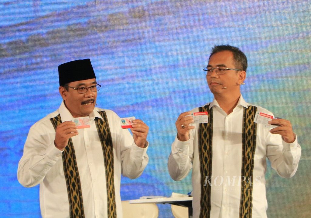 Pasangan calon gubernur Sumatera Utara Djarot Syaiful Hidayat-Sihar Sitorus pada debat publik Pemilihan Gubernur Sumatera Utara, di Medan (12/5/2018). Sihar terpilih sebagai anggota DPR dari Dapil Sumut II.
