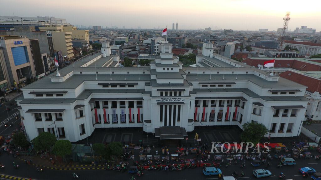 Museum Bank Mandiri yang berdiri megah di kawasan kompleks Kota Tua, Jakarta Barat, Sabtu (20/7/2019).